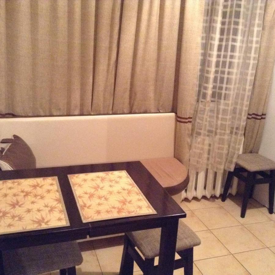Двухкомнатная Возле Гулливера Apartment Kiev Luaran gambar